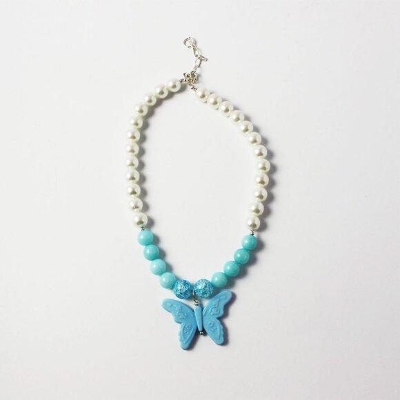 Jewelry - CHUNKY Y2K butterfly necklace